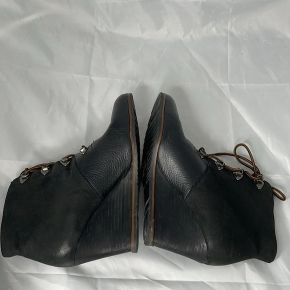 FRANCO SARTO Derby Black Wedge Lace Up Boots Pebble Grain Nubuck Leather Edgy 12 - Picture 4 of 13